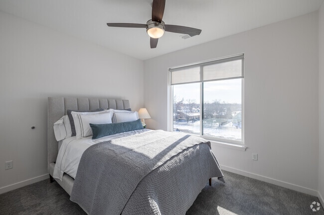 2BR, 2BA - 1,040SF - Second Bedroom