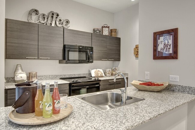 Photo - The Trend at 51