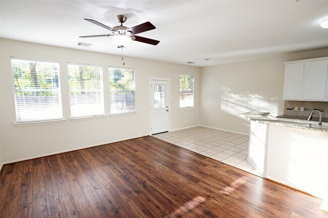 Photo - 11 Summer Haze Cir