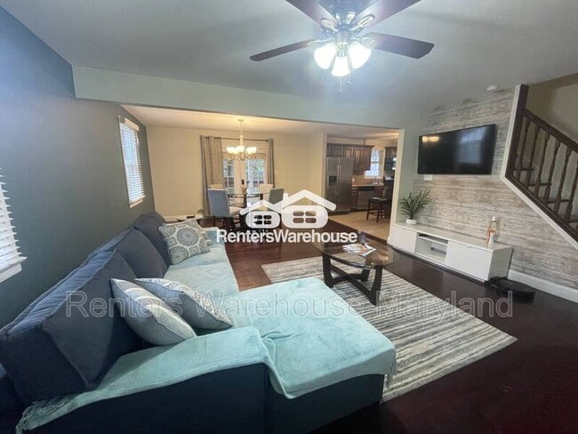 Photo - 8203 Watersedge Rd