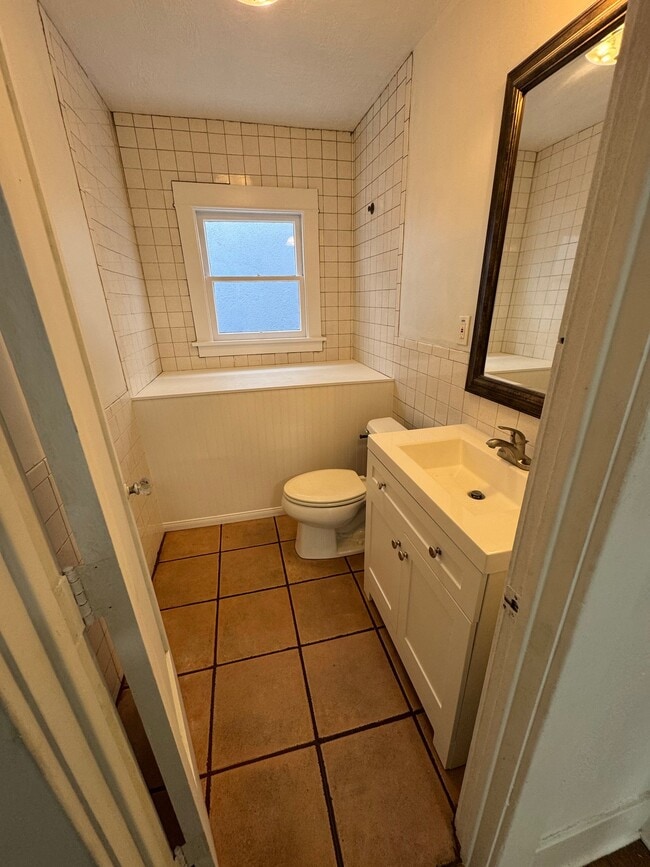 Photo - 341 Redondo Ave