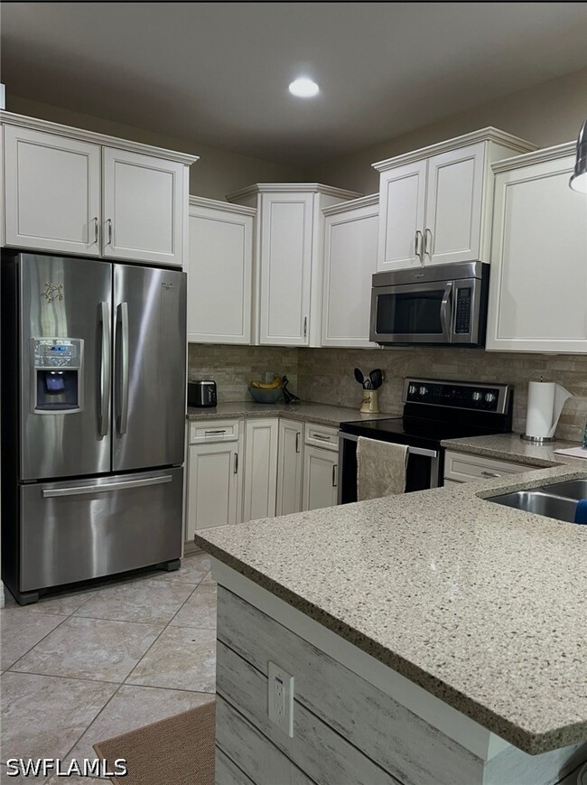 Photo - 5769 Mayflower Way