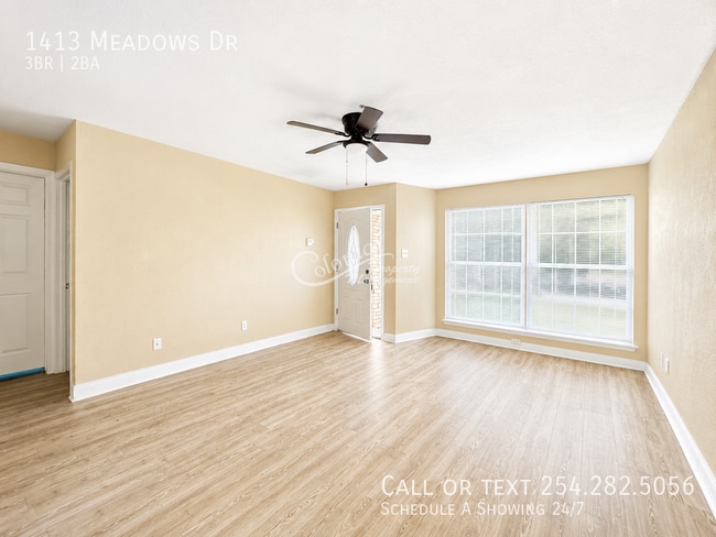 Photo - 1413 Meadows Dr