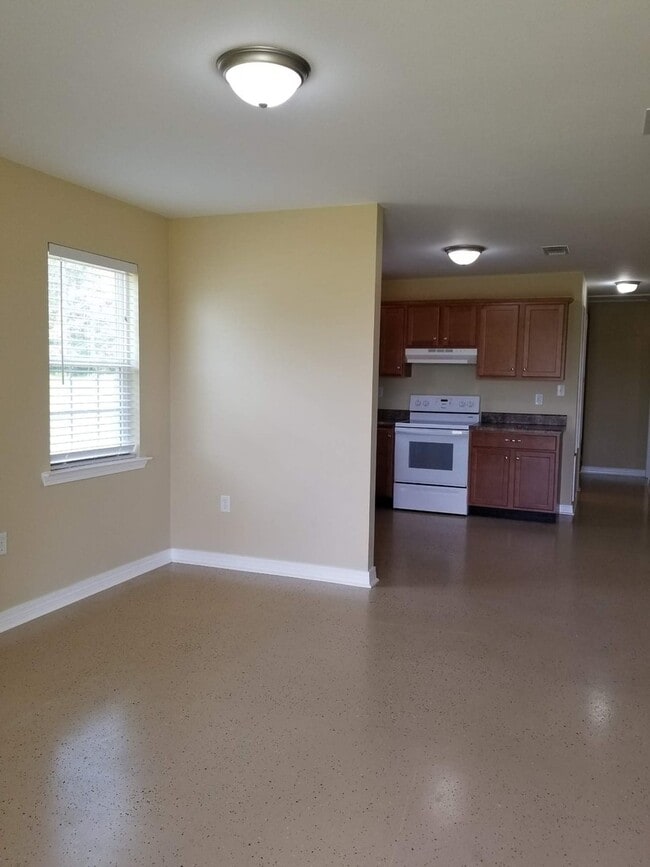 Photo - Country Rental on 1.59 Acres – Privacy & Space in Lucedale