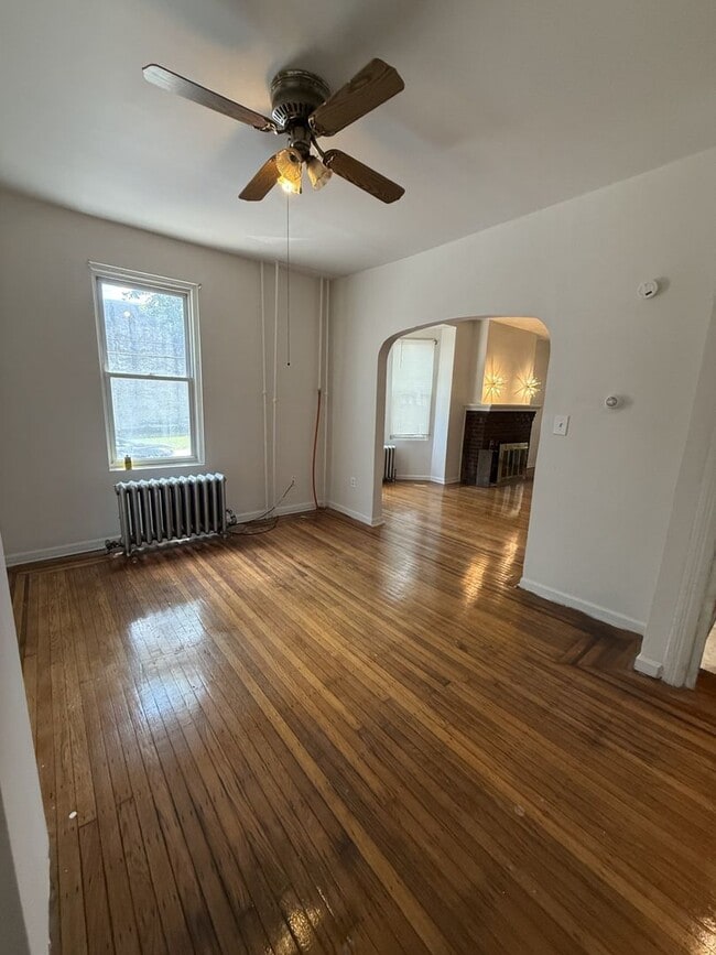 Photo - Comfortable 3BR Home Near Transportation – Available Now