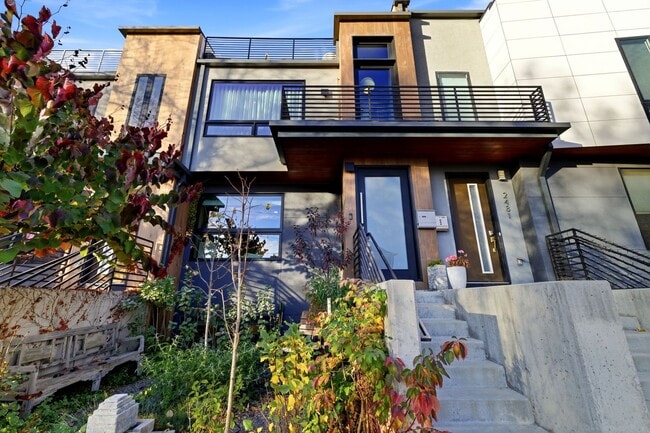 Photo - Luxury Furnished Rental in the Heart of Denver - Custom finishes meets undeniable style!