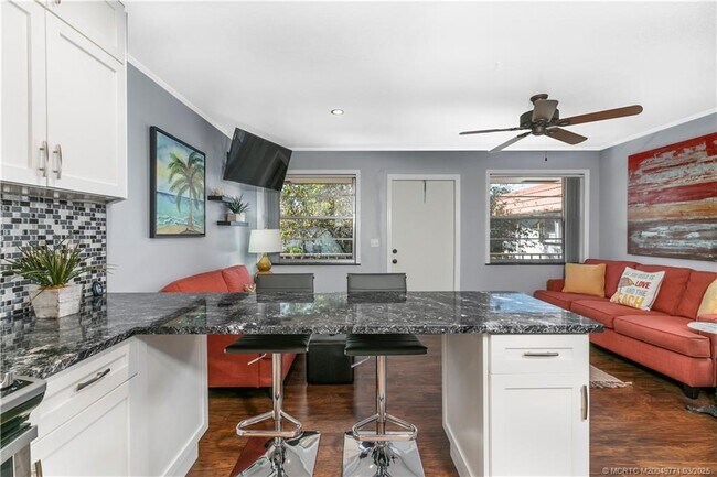 Building Photo - 2600 SE Ocean Blvd Unit CC11 Rental