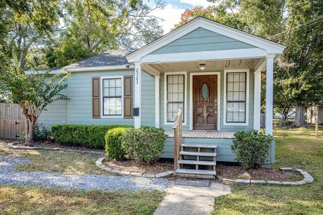 Photo - Adorable Updated Cottage in Pascagoula