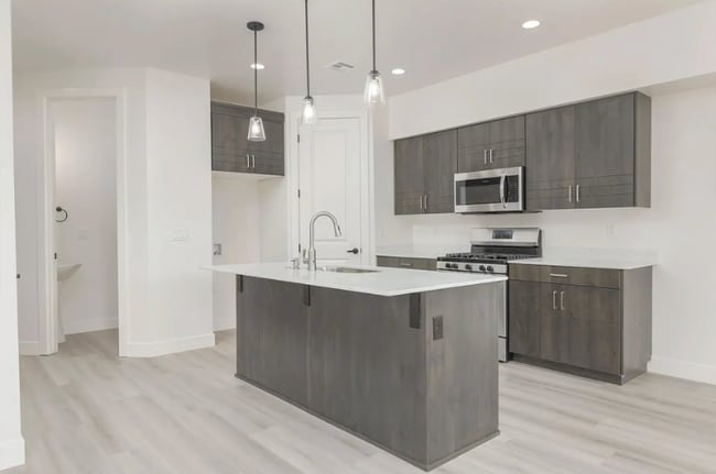 Photo - 293 S 1930 W