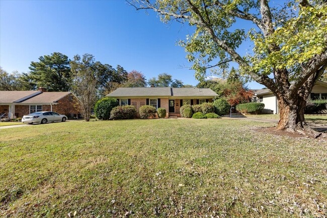 Photo - 5400 Farmbrook Dr