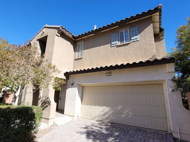 Immaculate 3 Bedroom Home in a Gated Commu... - Immaculate 3 Bedroom Home in a Gated Commu...