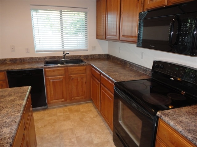 Photo - 782 E Christopher St