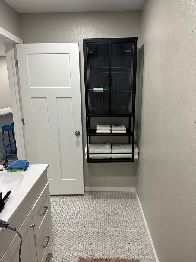 Photo - 7020 Mango Ave S