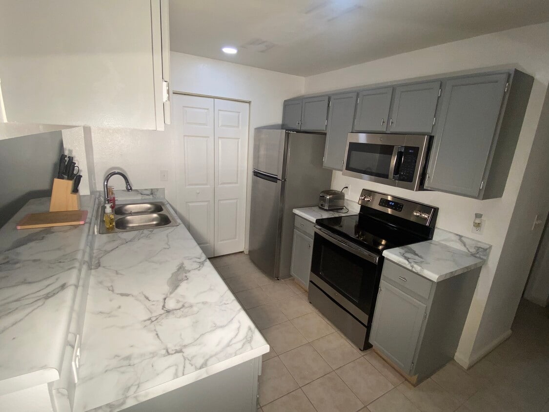 Photo - 2195 Timberwood Cir N (Tallahassee, FL)