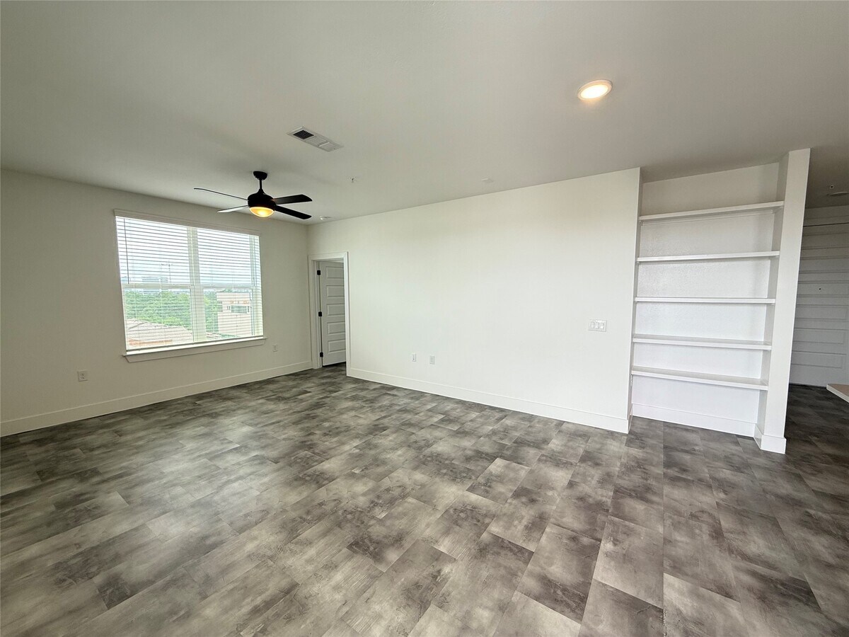 Photo - 2520 Washington Ave