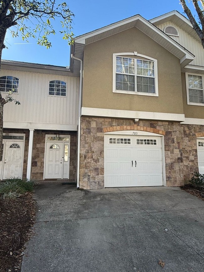 Building Photo - Modern & Spacious 3BR/2.5BA Condo with Stunning Primary Suite