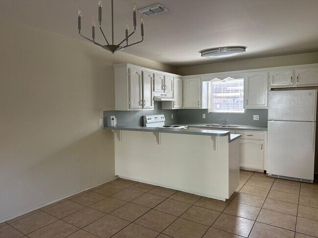 Photo - 2501 Hibiscus Ave