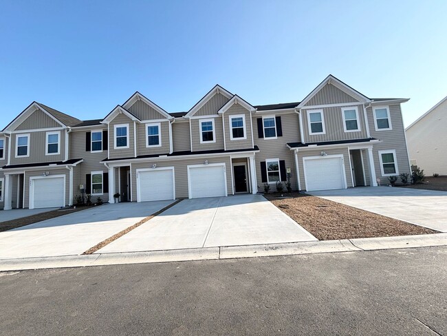 Photo - ABSOLUTELY BEAUTIFUL BRAND-NEW BUILD TOWNHOME