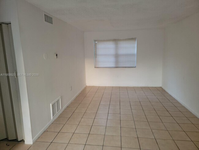 Photo - 17255 SW 95th Ave Unit 249