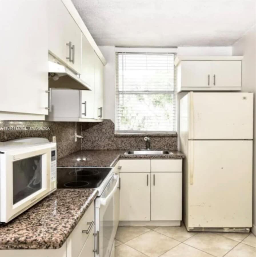 Photo - 1801 S Treasure Dr Unit 212A