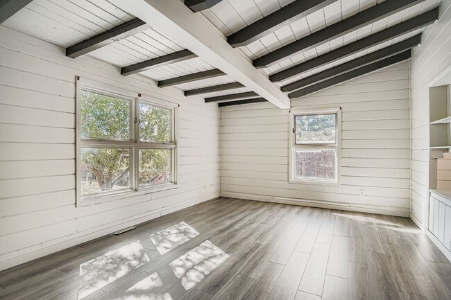 Photo - Charming Ranch Home with Spacious Yard and...