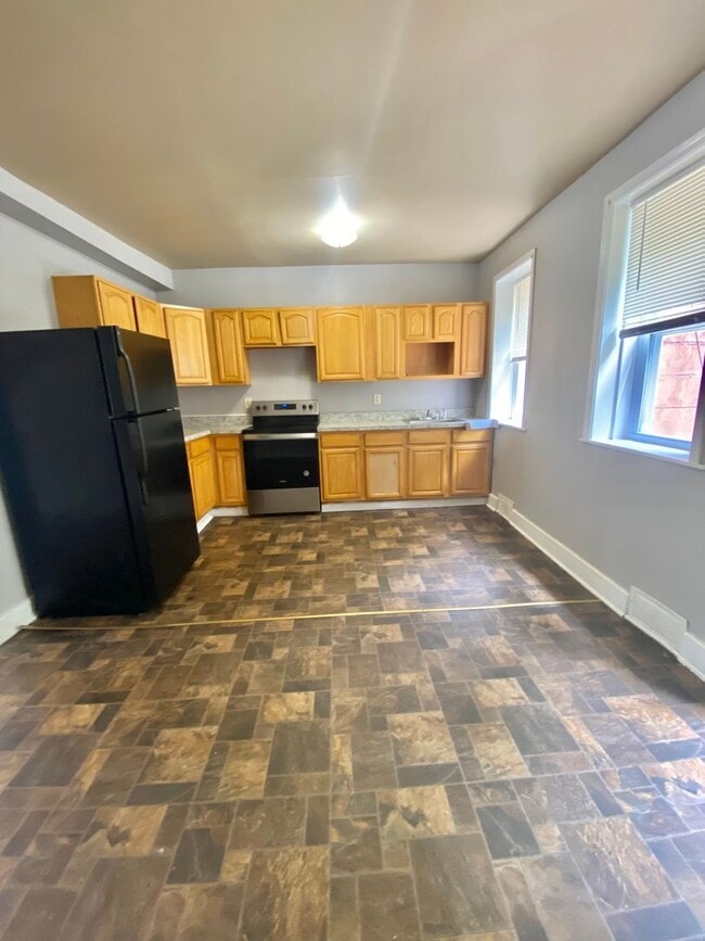 Photo - 2-Bedroom, 1-Bathroom Home With Bonus Room in Lancaster City!