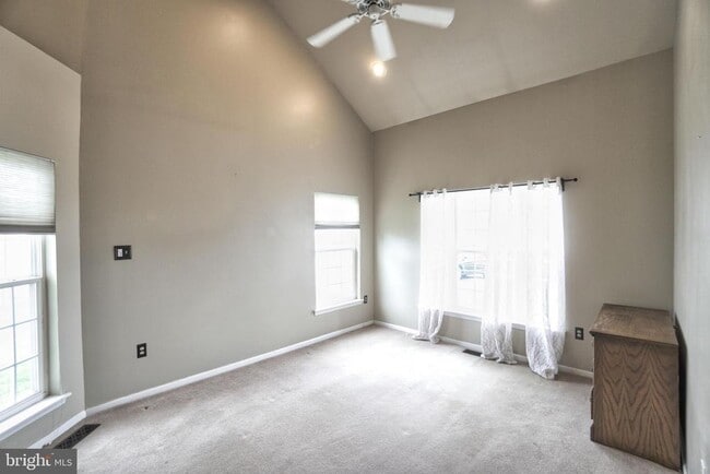 Photo - 2041 Greenes Way Cir