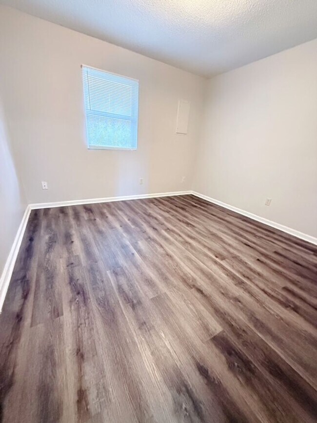 Photo - 309 Ingram St Unit #D