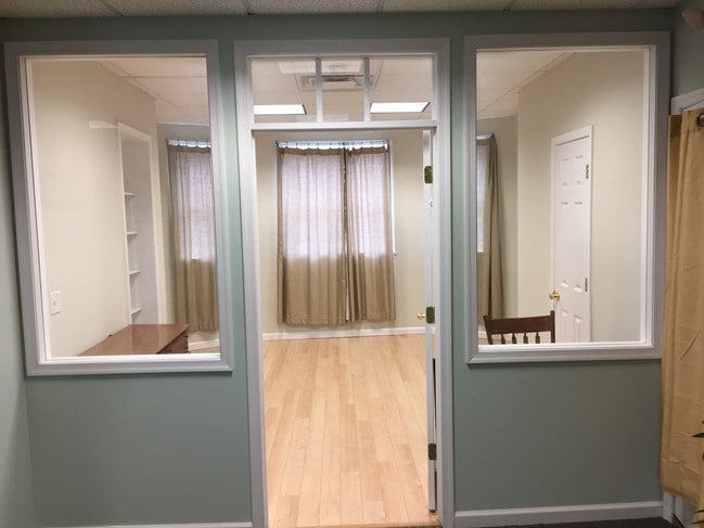 Bedroom 1 - 1440 N Washington Ave