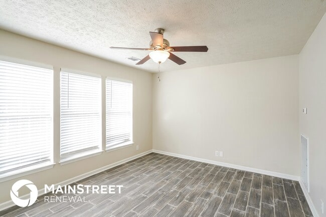 Photo - 3341 Penn Meade Way