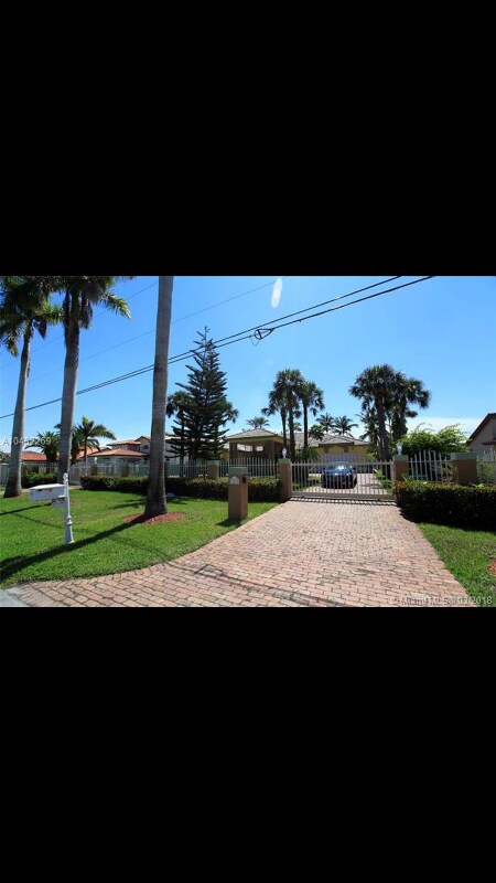 Photo - 13810 SW 34th St Apartment