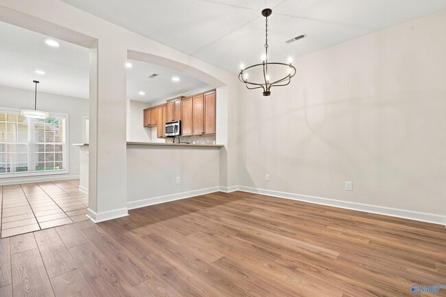 1003 Scarlet Woods