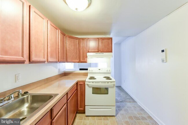 Photo - 2441 18th St NW Unit 5