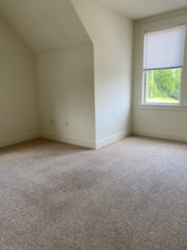 Photo - 1117 N College Ave Unidad #A