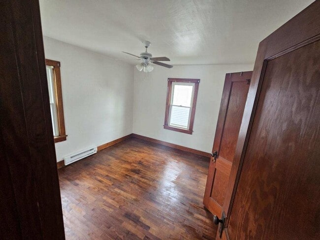 Photo - 511 W Will St