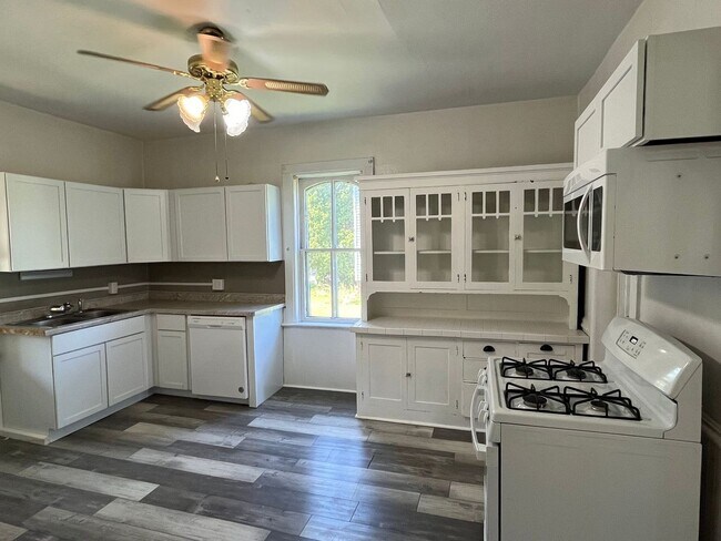 Photo - 4 Bed 2 Bath Single Family Home in Wausau