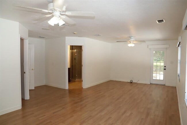 Photo - 2810 61st St