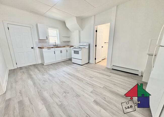 Photo - 94 Malletts Bay Ave Unidad 1A