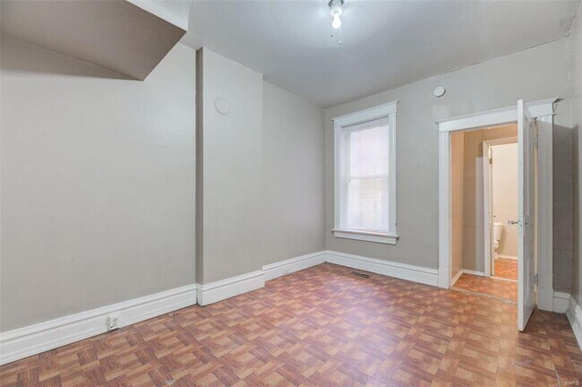 Photo - 4427 Athlone Ave Unit 1st Floor