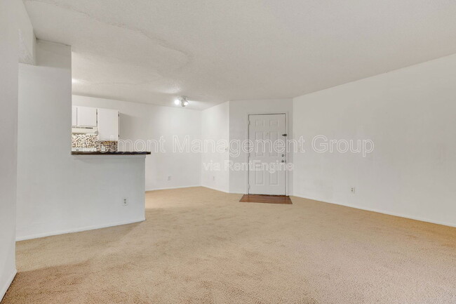 Photo - 2030 Cascades Blvd Unit 201