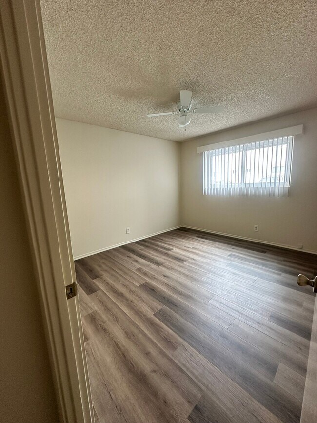 Photo - 1181 E Hollyvale St Unit 1165    1