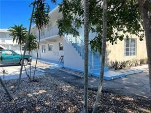 Building Photo - 4652 Poinciana St Unit 1