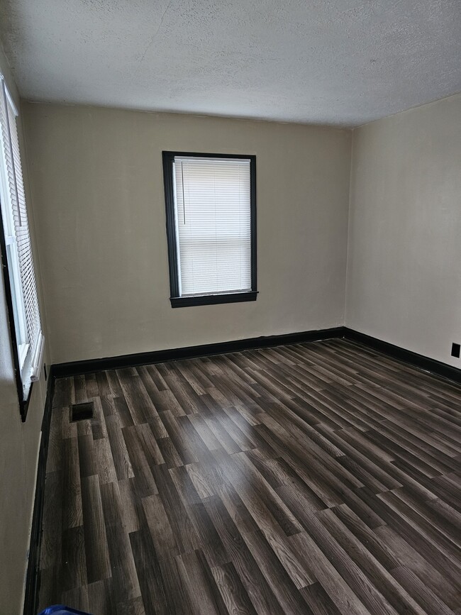 Photo - 1612 S 31st St