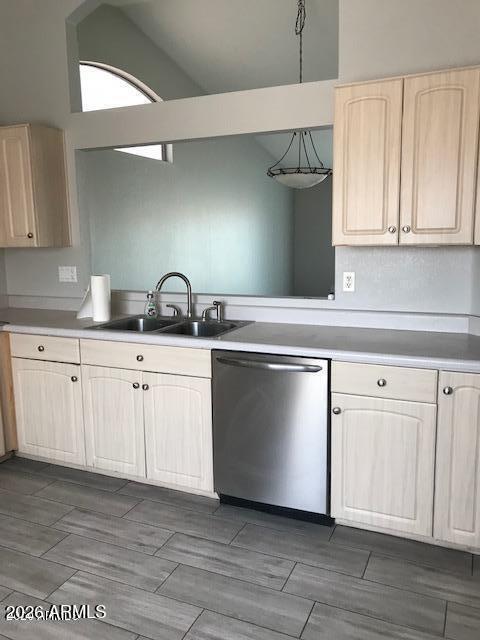 Photo - 8723 N 112th Ave