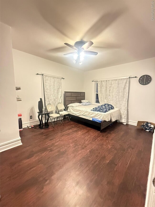 Photo - 148-32 87th Ave