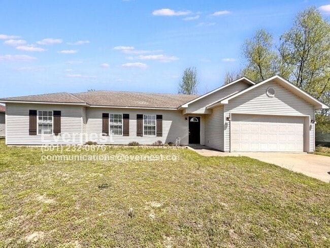 Photo - 18 Deer Run Dr House