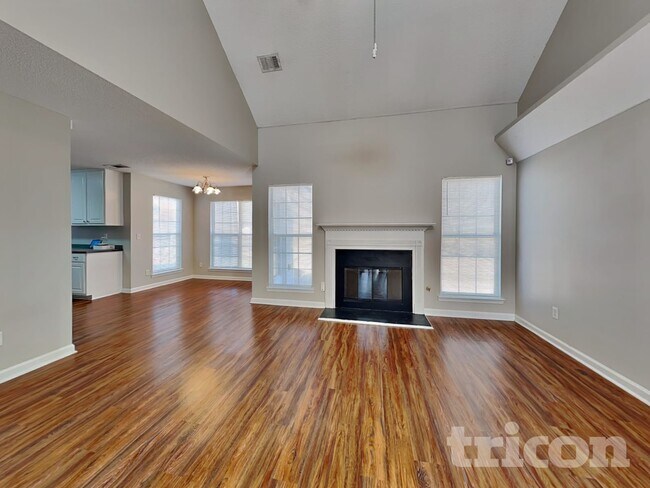 Photo - 105 River View Ct