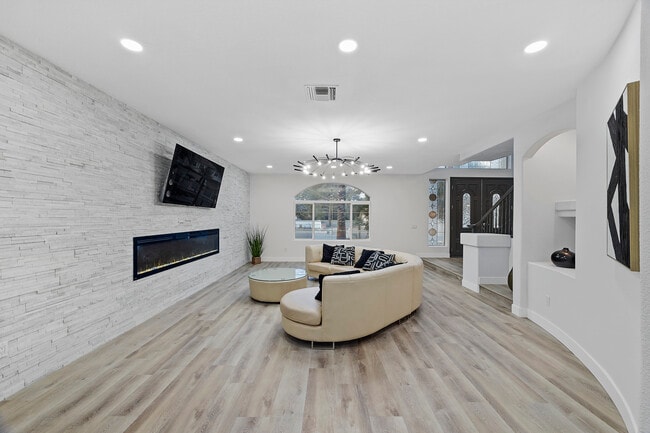 Photo - 3481 Happy Ln