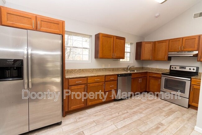 Photo - 6619 Fairview Rd