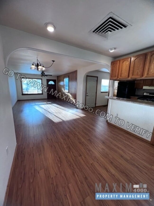 Photo - 2059 N 26th St